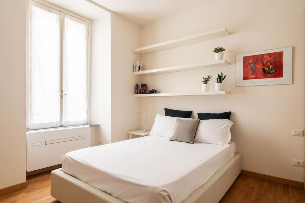 Studio Apartment Brera Milán Exterior foto