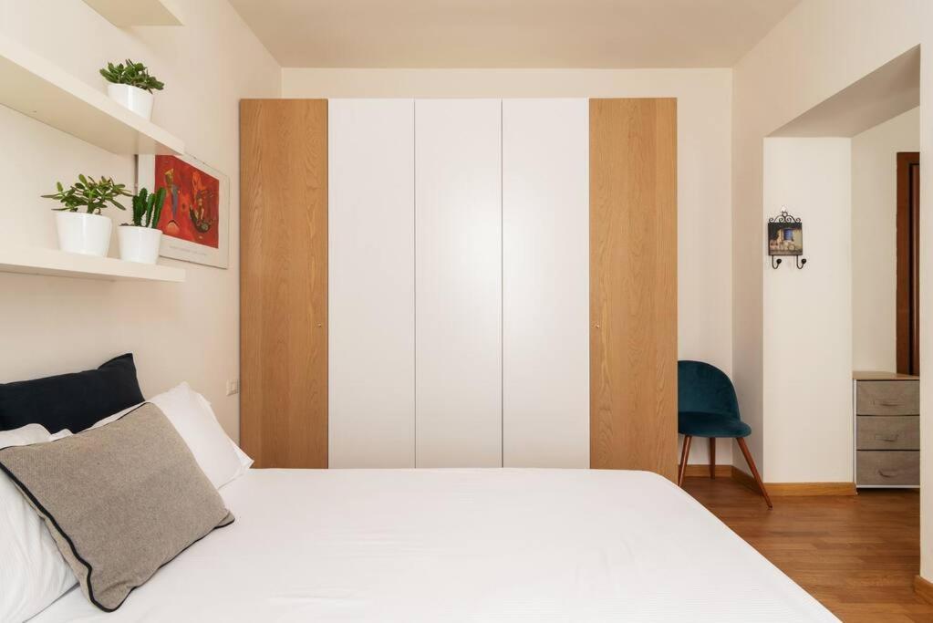 Studio Apartment Brera Milán Exterior foto