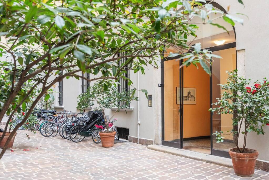 Studio Apartment Brera Milán Exterior foto